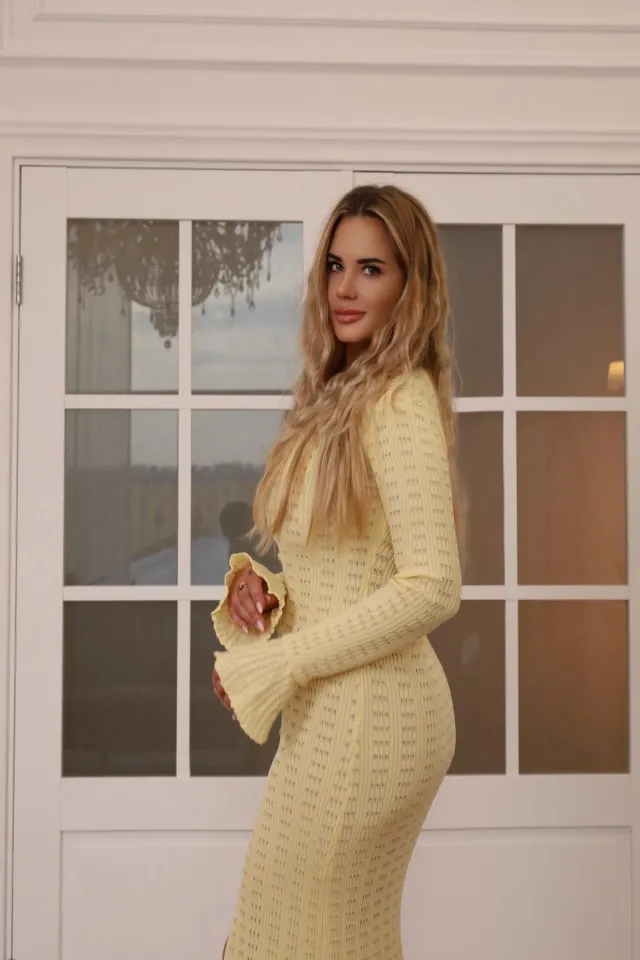 595 Dubai Escort photo 2